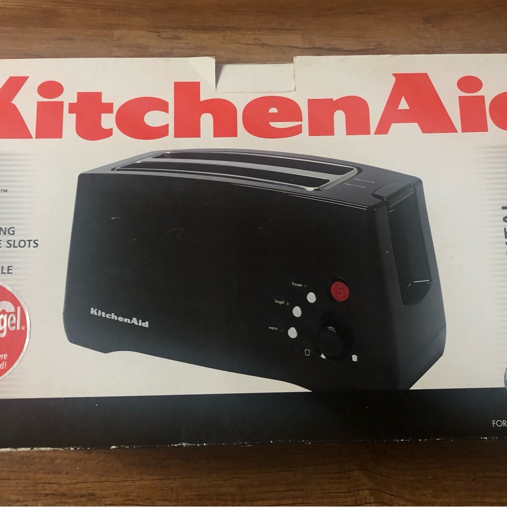 KitchenAid Digital Toaster - Picture 9 of 10